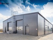 Že průmyslová stavba nemůže vypadat skvěle? Moderní montované haly vás vyvedou z omylu