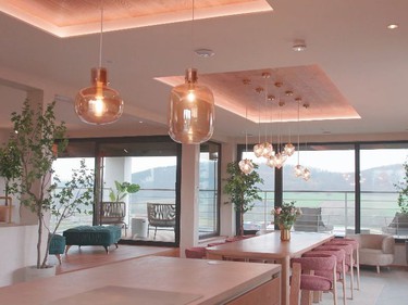 LUCERN otevírá nové sídlo se showroomem v Bavoryni