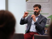 Plyn jako záchranná síť energetiky: ceny nejspíš klesnou, ale závislost trvá Panelová diskuze na festivalu Sumafest 2026