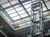 Změny předpisů v oblasti výtahů a zdvihacích plošin pro dopravu osob s omezenou schopností pohybu