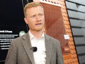 Integrace fotovoltaiky do střešní krytiny je opět snazší díky Wevolt X-Frame a X-Tile