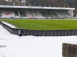 Rekonstrukce vyhřívání trávníku na stadionu Střelnice přináší výrazné úspory energie