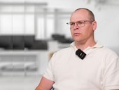 Budoucnost vzduchotechniky spočívá ve zvyšování účinnosti a AI Ing. Aleš Jakubec, MBA, jednatel ebm-papst CZ s.r.o. Zdroj: estav.tv