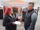 Dřevo a pelety jako jistota levného tepla: Jak správně vybrat kotel a neprotopit majlant Ing. Dagmar Kopačková, TZB-info a Vít Štěpánek, Blaze Harmony. Zdroj: estav.tv