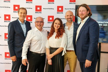 Foto: DELTA Group I zleva: Wolfgang Kradischnig, Erik tefanovi, Iveta Boskov, Wolfgang Gomernik, Zbynk Kov